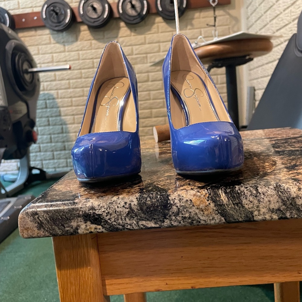 Jessica Simpson royal blue pumps